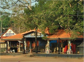 Padhanilam Parabrahmma Temple