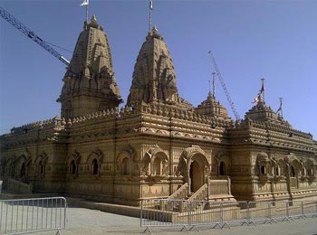 Shri Nath ji Sanatan Hindu Mandir